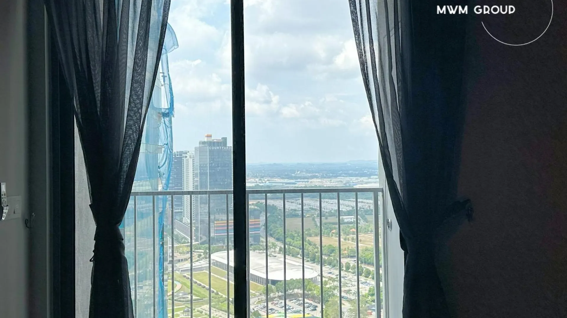 Sunsuria Forum Walkable To Sccc Jchome By Mwm Shah Alam Malásia