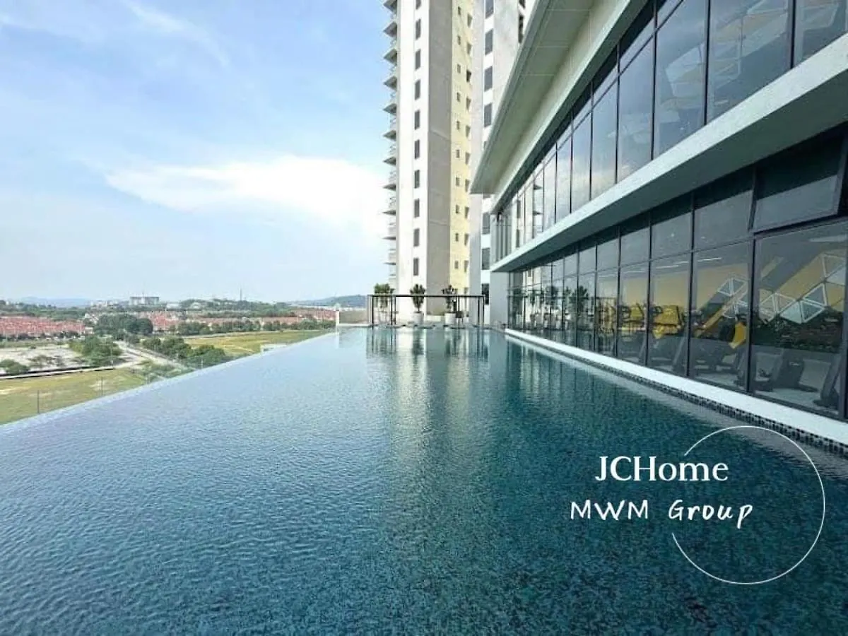 Sunsuria Forum Walkable To Sccc Jchome By Mwm شاه علام شقة
