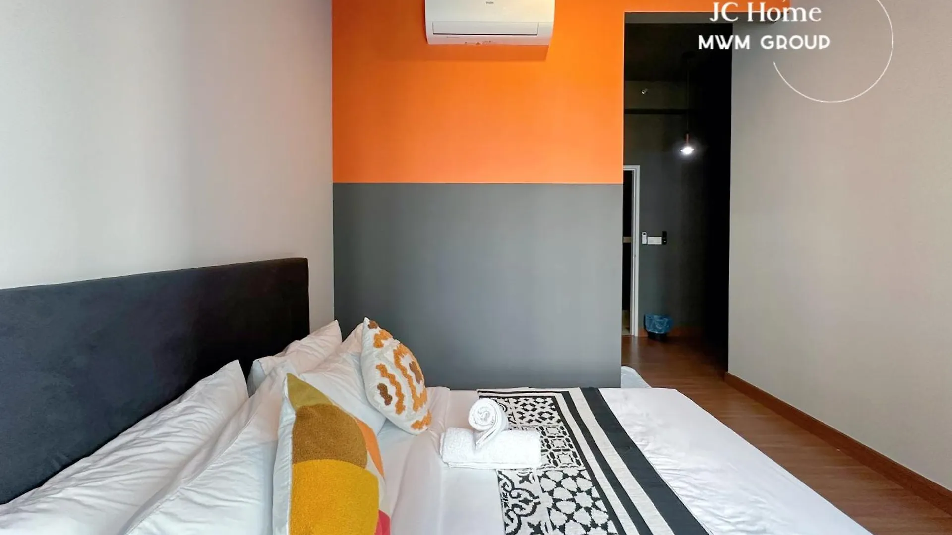 Sunsuria Forum Walkable To Sccc Jchome By Mwm شاه علام 0*,